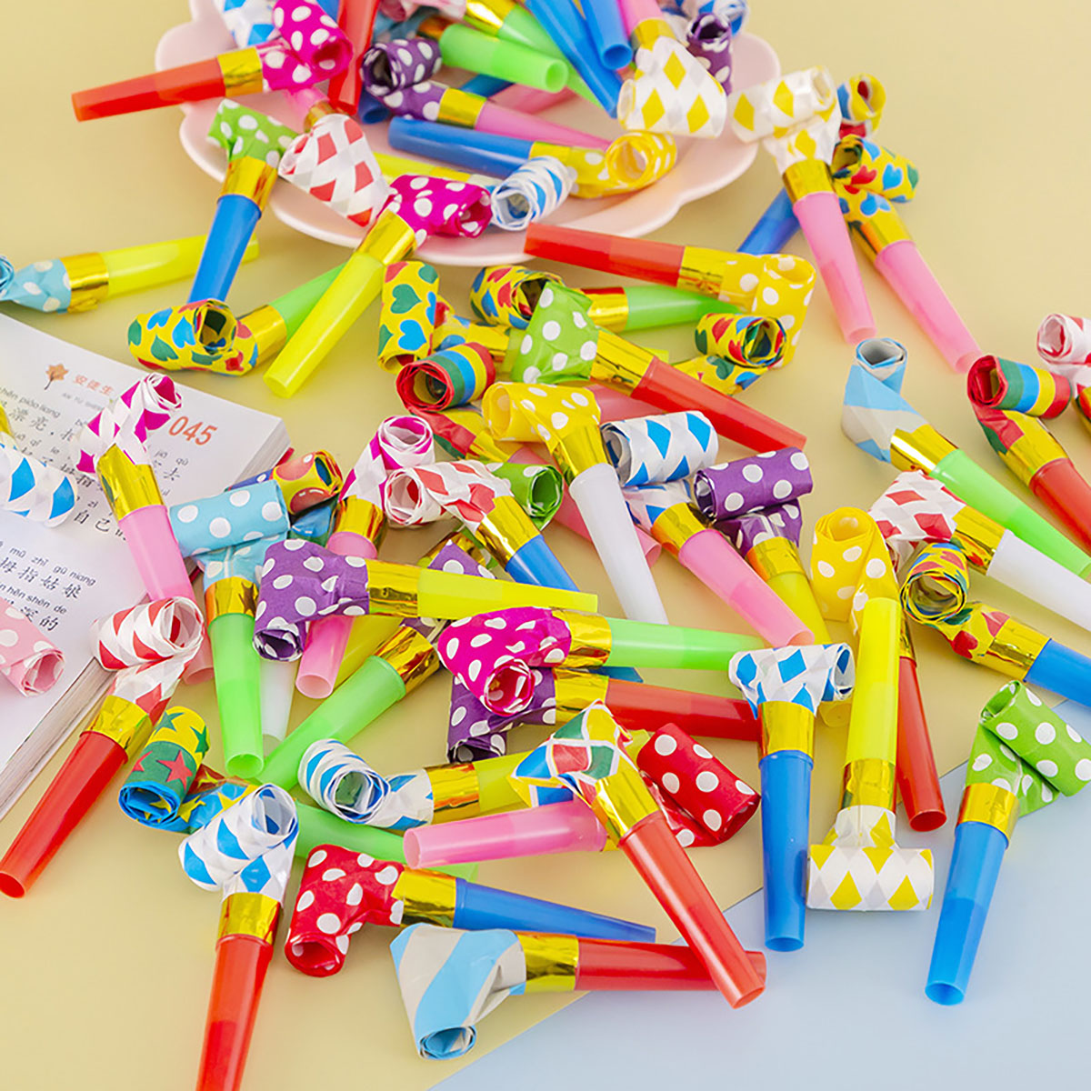 30PCS Colorful Whistles Toy Fu - Party Games Graduation ulasan dan harga