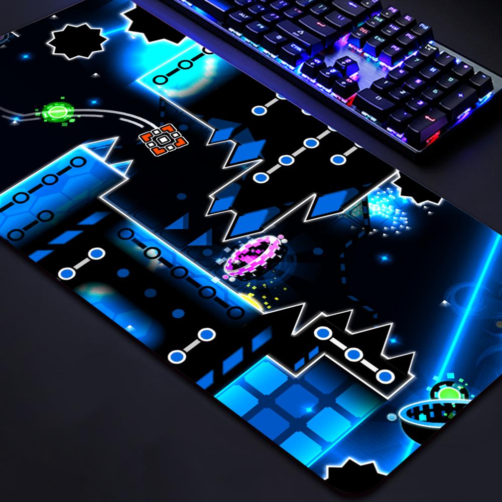 Mouse Pad Geometry Dash Gaming - Kubb Game Yard ulasan dan harga